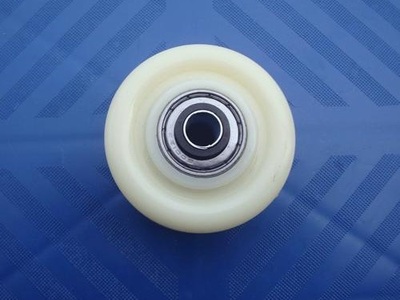 白色单轮